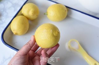 陈皮炖柠檬的做法步骤:2