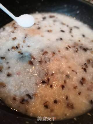 香菇瘦肉粥的做法步骤:5