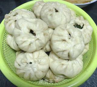 韭菜粉丝肉包的做法步骤:16