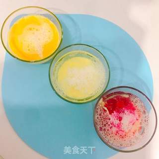 三色四叶草的做法步骤:2