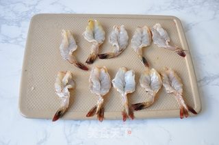抱蛋鲜肉虾饺的做法步骤:4