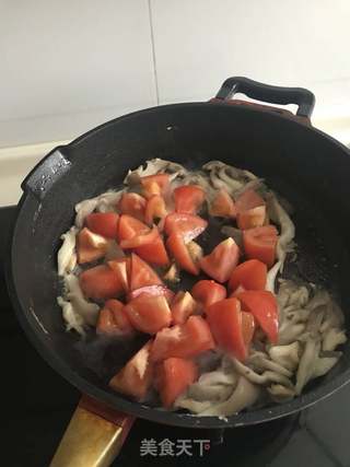 番茄鸡蛋打卤面的做法步骤:7