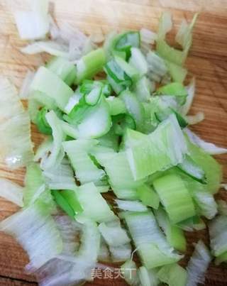 丝瓜鸡蛋炒饭的做法步骤:4