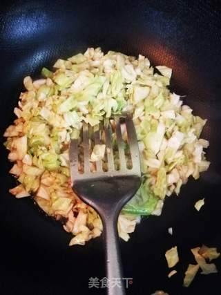 暗黑料理之辣条炒饭的做法步骤:4