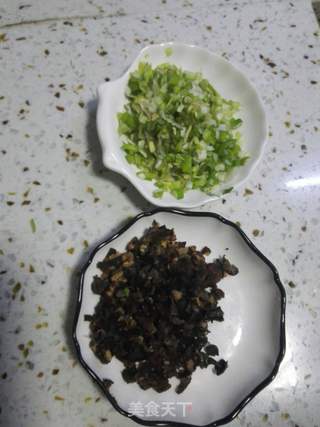 猪肉香菜饺子的做法步骤:4