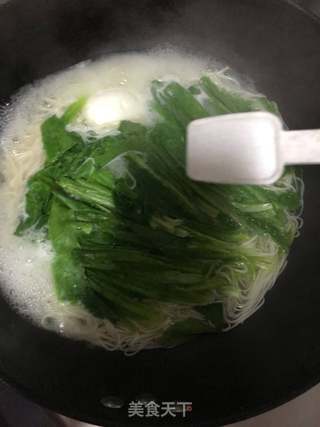 白蛋清汤面的做法步骤：4