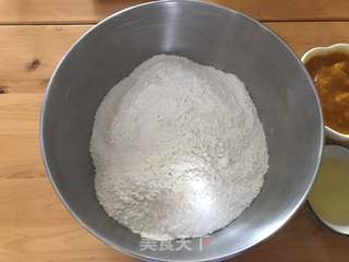 香甜南瓜排叉的做法步骤:2