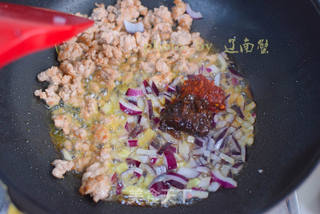 比手擀面还好吃的肉末扯面的做法步骤:10