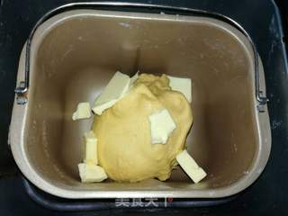 南瓜果仁面包的做法步骤:5
