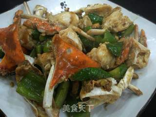 青椒黄瓜炒梭子蟹的做法步骤:11