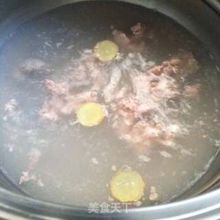 皮蛋瘦肉粥的做法步骤:4