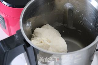 梅菜肉馅饼：外脆里嫩，一口要下去肉汁满满的做法步骤：3