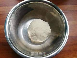 三鲜荠菜煎包的做法步骤:2