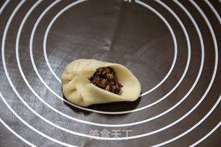 梅干菜酥饼的做法步骤:24