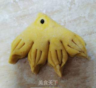 小金鱼馒头的做法步骤:8