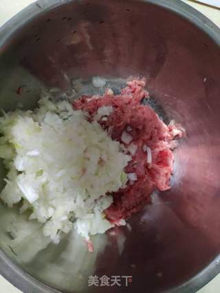 牛肉千层馅饼的做法步骤:4
