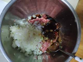 牛肉千层馅饼的做法步骤:5
