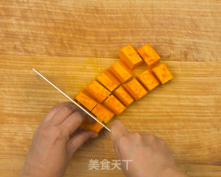 南瓜饼的做法步骤:2