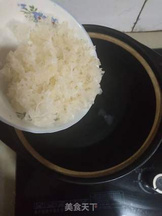 水果银耳汤的做法步骤:4