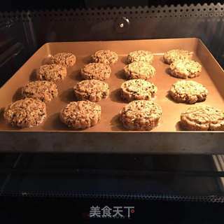 芝麻酱椰蓉饼干的做法步骤:11
