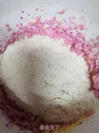 火龙果饼干的做法步骤:4