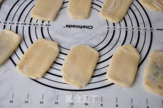 芝麻小酥饼的做法步骤:11