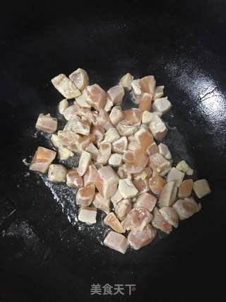 鸡肉黑椒披萨的做法步骤:5
