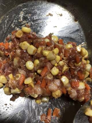 蒸饺的做法步骤:3