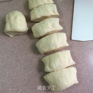 木耳香菇肉包子的做法步骤:8
