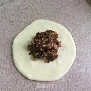 木耳香菇肉包子的做法步骤:10