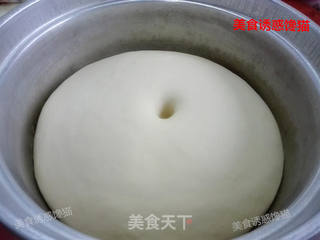 叉烧酱肉包的做法步骤:3