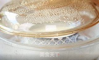 在吗?来一碗甜润可口的双皮奶?的做法步骤:2