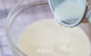 在吗?来一碗甜润可口的双皮奶?的做法步骤:5
