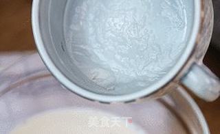 在吗?来一碗甜润可口的双皮奶?的做法步骤:6