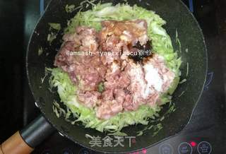 南瓜包子的做法步骤:2