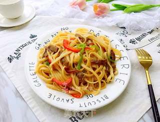 黑椒牛排炒意面的做法步骤:12