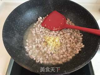 香菇酱肉包的做法步骤:7