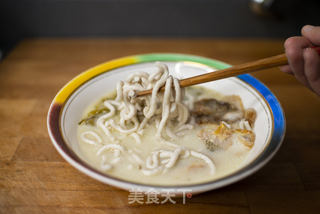 鱼肉做面条 极鲜雪菜黄鱼面的做法步骤:15