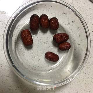 桃胶银耳羹的做法步骤:4