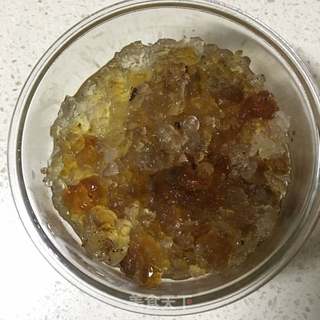 桃胶银耳羹的做法步骤:6