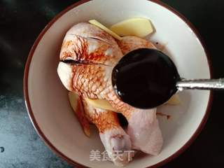 电饭煲烧鸡腿的做法步骤:6