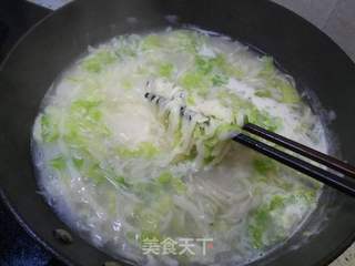 白菜手擀面的做法步骤:9