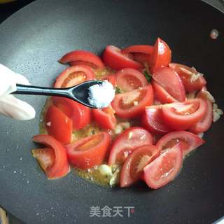 番茄炖牛肉的做法步骤:7