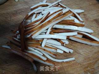 凉拌香干丝的做法步骤:3
