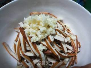 凉拌香干丝的做法步骤:6