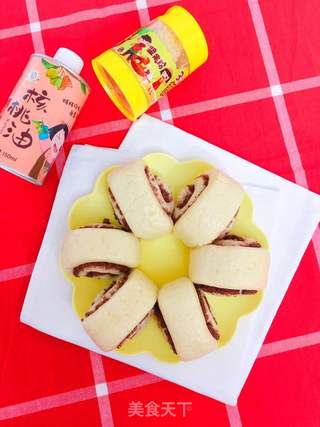 豆沙卷子的做法步骤:8