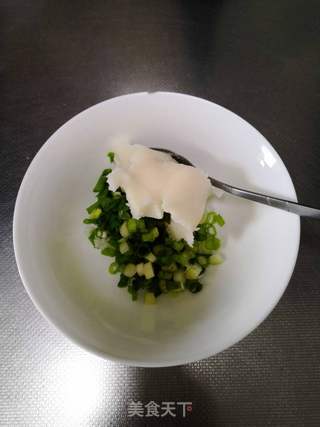 全麦葱花饼的做法步骤:4
