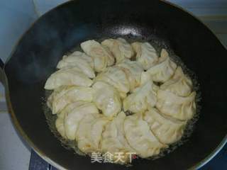 冰花煎饺的做法步骤：12