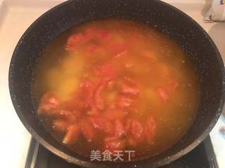 西红柿土豆疙瘩汤的做法步骤:6