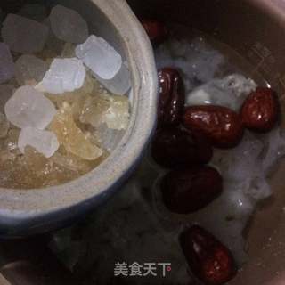 红枣银耳炖荸荠的做法步骤:5